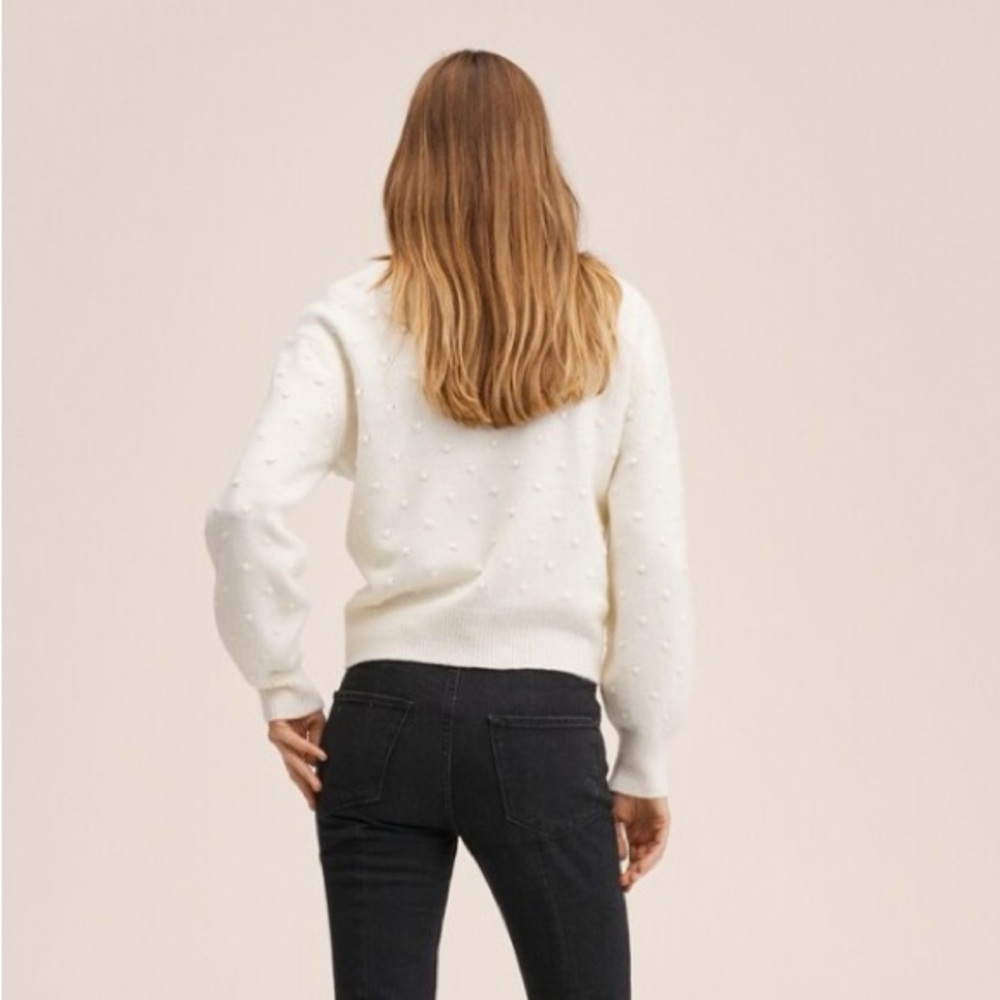 Textured Knit Sweater - Picture 4 of 8